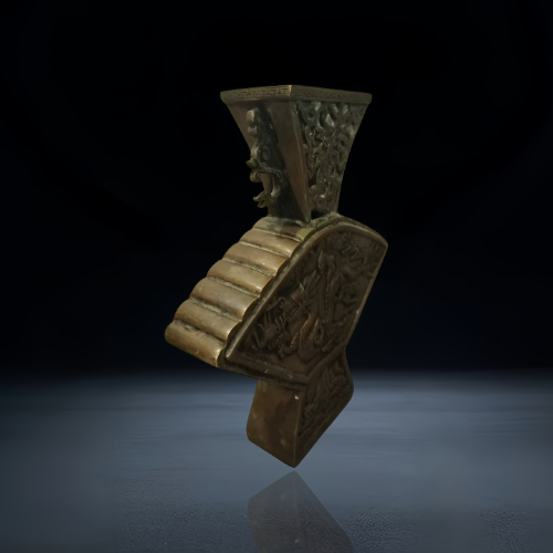 【梁耀南】铜雕龙凤纹扁瓶