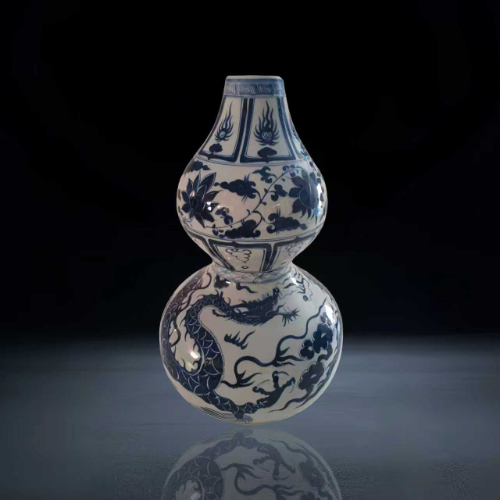 【俞正忠】青花龙纹葫芦瓶