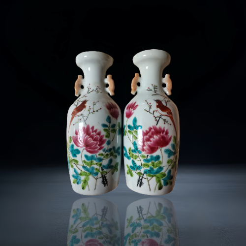 【藏品推荐】民国粉彩花鸟纹双耳瓶(带原盒)