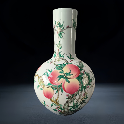 雍正款粉彩九桃天球瓶